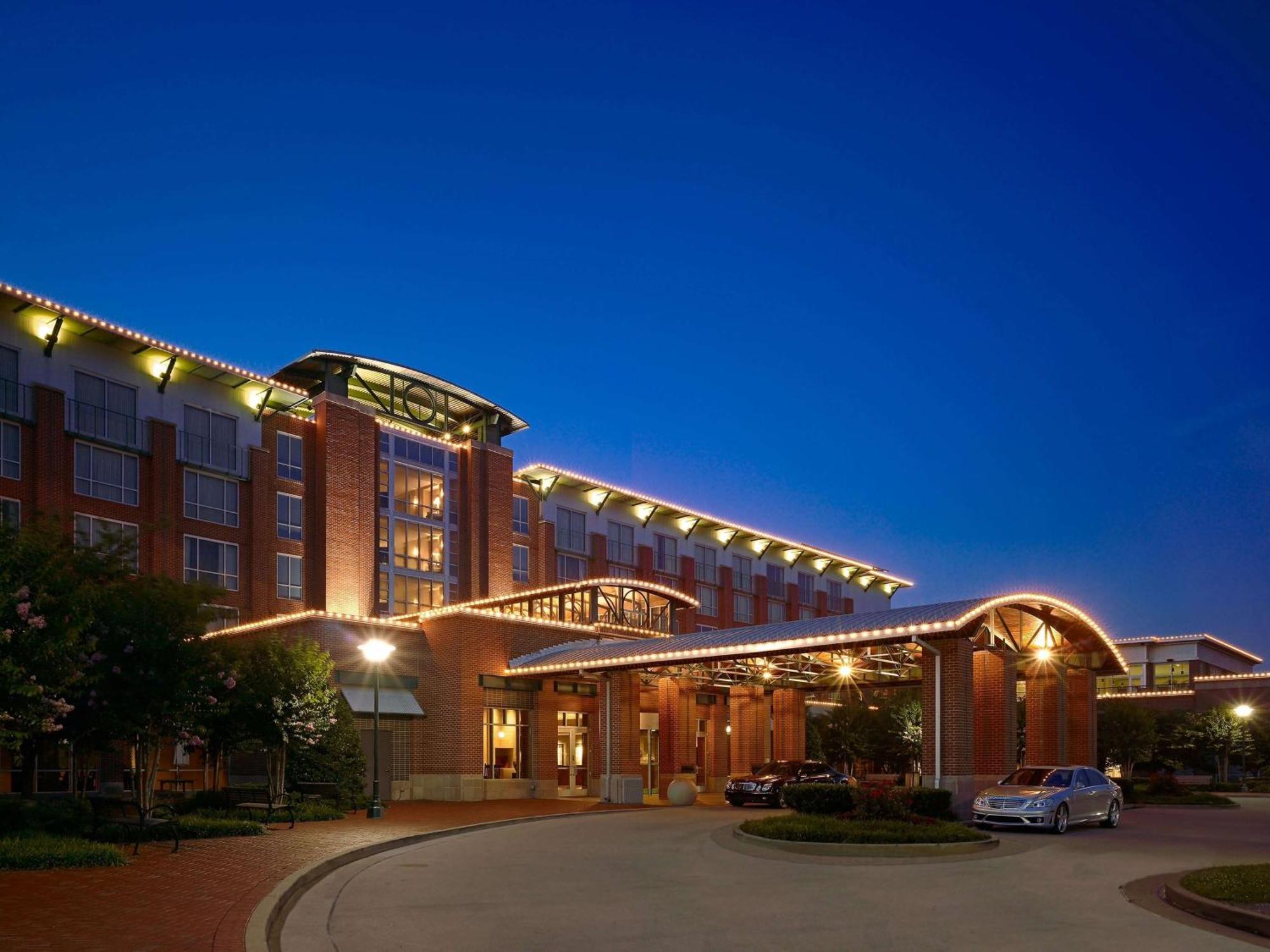 The Chattanoogan Hotel, Curio Collection By Hilton Exterior foto